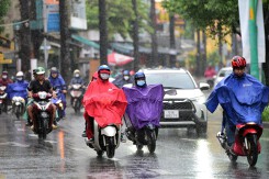 Dự báo thời tiết Hà Nội hôm nay 17/3: Sáng sớm và đêm có mưa phùn, sương mù rải rác vài nơi