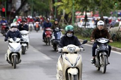 Dự báo thời tiết Hà Nội hôm nay 18/3: Gần sáng có mưa phùn và sương mù, trời chuyển lạnh