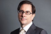 Kinh tế trưởng VinaCapital: Câu chuyện của SVB và Credit Suisse cuối cùng sẽ có lợi cho Việt Nam, thị trường chứng khoán hấp dẫn hơn