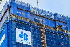 Hai Phó Tổng Giám đốc của Tập đoàn Hòa Bình nộp đơn từ nhiệm