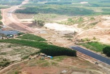 Cao tốc Chí Thạnh - Vân Phong: Nhà thầu gặp khó vì mặt bằng