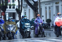 Dự báo thời tiết Hà Nội hôm nay 15/4: Trời có mưa vừa và dông, cục bộ có mưa to