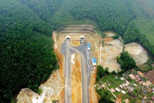 Ngắm cao tốc Bắc - Nam đoạn Ninh Bình - Thanh Hóa sắp thông xe
