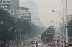Dự báo thời tiết Hà Nội hôm nay 18/4: Sáng sớm có sương mù nhẹ, đôi lúc có mưa vài nơi