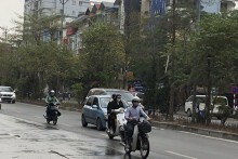 Dự báo thời tiết Hà Nội hôm nay 24/4: Ngày có mưa vừa và dông vài nơi, cục bộ mưa to