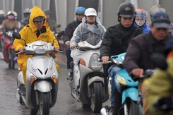 Dự báo thời tiết Hà Nội hôm nay 10/4: Sáng và đêm trời trở rét, có mưa và sương mù rải rác