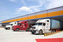 Hành lang kết nối, phát triển - Bài 3: Phát triển logistics tương xứng với lợi thế