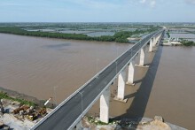 Hình ảnh cầu Văn Úc nối Tiên Lãng - Kiến Thụy, Hải Phòng chờ ngày thông xe