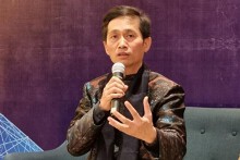 Bắt tạm giam vợ chồng ông Nguyễn Đỗ Lăng và 3 người khác trong vụ án thao túng chứng khoán với cổ phiếu 'nhóm APEC'
