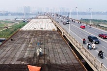 'Đón gió' đầu tư công
