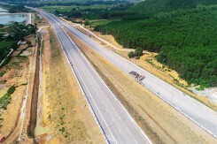Ưu tiên cân đối, điều phối nguồn cát cho dự án cao tốc