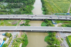 Đường song hành cao tốc TP HCM - Long Thành hoàn thành nhiều hạng mục, phương tiện có thể lưu thông