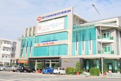 Vợ Chủ tịch HĐQT Becamex TDC đăng ký bán gần hết cổ phiếu đang nắm giữ