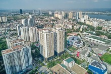 Nhà đầu tư giảm cắt lỗ bất động sản
