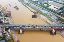 Khởi công tháng 7 năm ngoái, cầu Đuống mới giờ ra sao?