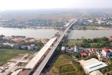 Hình ảnh tiến độ cầu Lạc Quần mới trên đường 6.400 tỷ ở Nam Định
