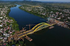TP Huế: Sắp hoàn thành đường Nguyễn Hoàng và cầu vượt sông Hương