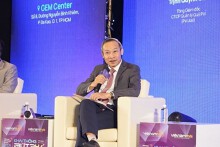 Chuyên gia: Lo xuất khẩu hụt hơi, đợi các dự án đầu tư công 2025 đẩy nhanh tiền ra nền kinh tế