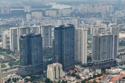'Người lao động vẫn khó mua nhà dù giá giảm một nửa'