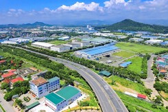 Một khu công nghiệp cạnh cao tốc Nội Bài - Lào Cai tăng vốn gấp 7 lần lên 6.300 tỷ, năng lực chủ đầu tư mạnh cỡ nào?