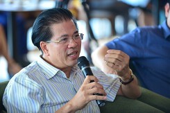 'Rất dễ thao túng đất đấu giá'