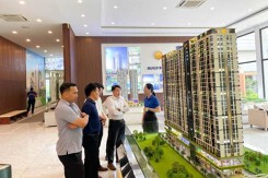 Cuộc đua bán nhà năm 2024 được dự báo 'rất cạnh tranh'