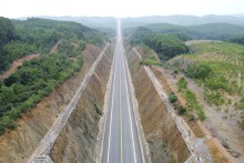Dự trình báo cáo tiền khả thi việc mở rộng cao tốc Cam Lộ - La Sơn lên 4 làn xe vào tháng 3