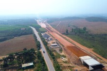 Hình hài cao tốc Bùng - Vạn Ninh qua tỉnh Quảng Bình sau hơn một năm xây dựng