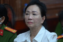 Trương Mỹ Lan: 'Tôi đau xót khi bị nói thâu tóm SCB'