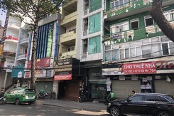 Số doanh nghiệp rút lui khỏi thị trường cao bất thường do đâu?