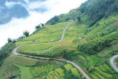 Lào Cai điều chỉnh quy hoạch đô thị du lịch Y Tý hơn 8.600 ha