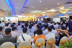 Cập nhật lịch họp ĐHĐCĐ 2024 nhóm doanh nghiệp bất động sản