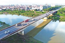 Mở rộng gấp đôi cầu Xương Giang, gỡ một nút thắt cổ chai trên quốc lộ 1 qua Bắc Giang
