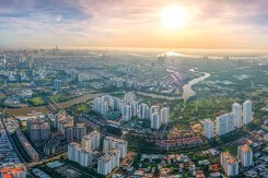 Chọn vàng hay bất động sản?