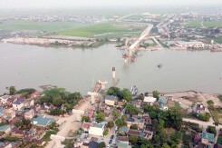 Cầu vượt sông Đào trên trục phát triển kinh tế biển Nam Định hoàn thành hơn 60%