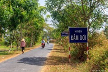 Bắt nguyên chủ tịch xã ở Cà Mau lừa đảo phân lô bán nền