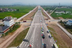 Đề xuất xây dựng một đoạn cao tốc Hà Nội - Viêng Chăn
