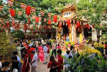 Đi lễ chùa đầu năm 2025: Ý nghĩa, bài khấn và những điều cần kiêng kỵ