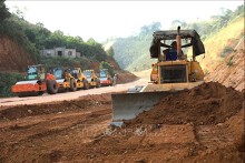 Sắc xuân trên công trường cao tốc Tuyên Quang - Hà Giang