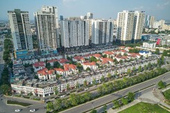 TS Lê Xuân Nghĩa: 'Có một số đại gia ở Hà Nội cứ chỗ nào cổ phần hóa mà có đất là nhảy vào mua rồi để đấy'