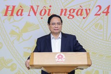 Thủ tướng: Không để người dân phải chen chúc, chạy vạy mới được mua NOXH