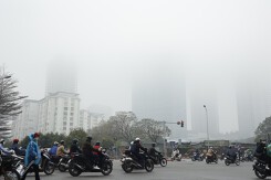 Chất lượng không khí ngày 12/11 Hà Nội giảm bụi mịn, TP HCM mưa nhiều, cả nước “hít thở” bầu không khí dễ chịu
