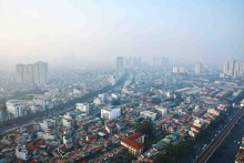 Chất lượng không khí tại Hà Nội báo động đỏ khi vọt lên top 8 ô nhiễm, TP HCM cũng tăng cấp độ nguy hiểm