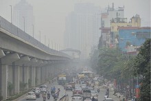 Chất lượng không khí ngày 7/11 Hà Nội giảm nhẹ ô nhiễm, TP HCM cải thiện rõ rệt