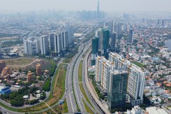 Xem xét bổ sung các tuyến đường sắt kết nối TP HCM với sân bay Long Thành