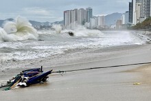 Cảnh báo thời tiết nguy hiểm ngày 25/12 Khánh Hòa biển động, Đà Nẵng mưa dông