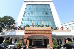Bộ trưởng Xây dựng yêu cầu 'Vicem năm nay phải quyết tâm có lãi'