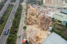 Máy móc tập kết giải tỏa mặt bằng trên Vành đai 3,5, chuẩn bị đào hầm xuyên Đại lộ Thăng Long