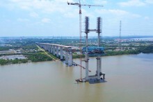 Toàn cảnh cầu Phước Khánh nối Cần Giờ - Nhơn Trạch đang thi công