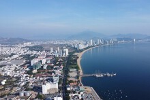 Bất động sản tuần qua (4/5 - 10/5): Sẽ có chính sách kiểm soát biến động giá đất, đề xuất áp thuế 20% lãi chuyển nhượng BĐS